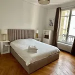 Splendide Appartement Au Coeur De St Germain / Odeon