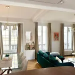 Splendide Appartement Au Coeur De St Germain / Odeon